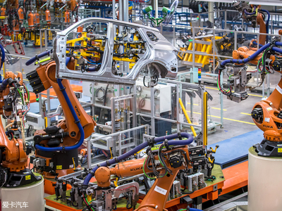 高端對話 景瑤解讀華晨“i時代”戰(zhàn)略下的新能源開發(fā)與邁進之路